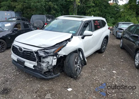 2023 Toyota Highlander Xle из США, поврежденный, VIN 5TDKDRBH5PS003228